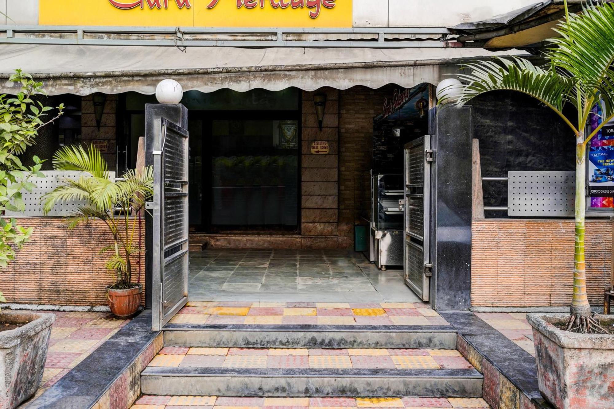 Collection O Guru Heritage Kalamboli นาวีมุมไบ ภายนอก รูปภาพ